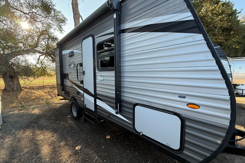 Andre's Jayco Flight SLX 183RB Travel Trailer