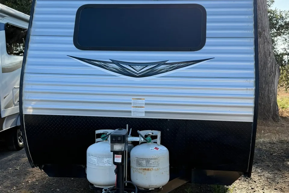 Andre's Jayco Flight SLX 183RB Travel Trailer