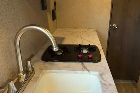 Andre's Jayco Flight SLX 183RB Travel Trailer