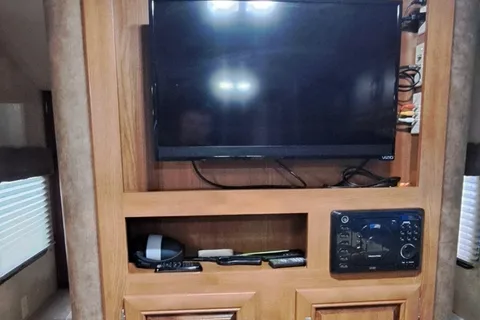 Brent's Forest River 262BHXL Travel Trailer
