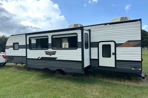 (Delivery ONLY) Andy's 10 Sleeper Forest River Wildwood Travel Trailer