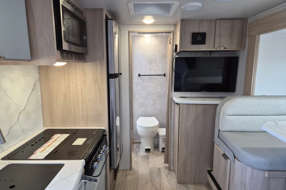 Mike's Winnebago 2108TB Travel Trailer