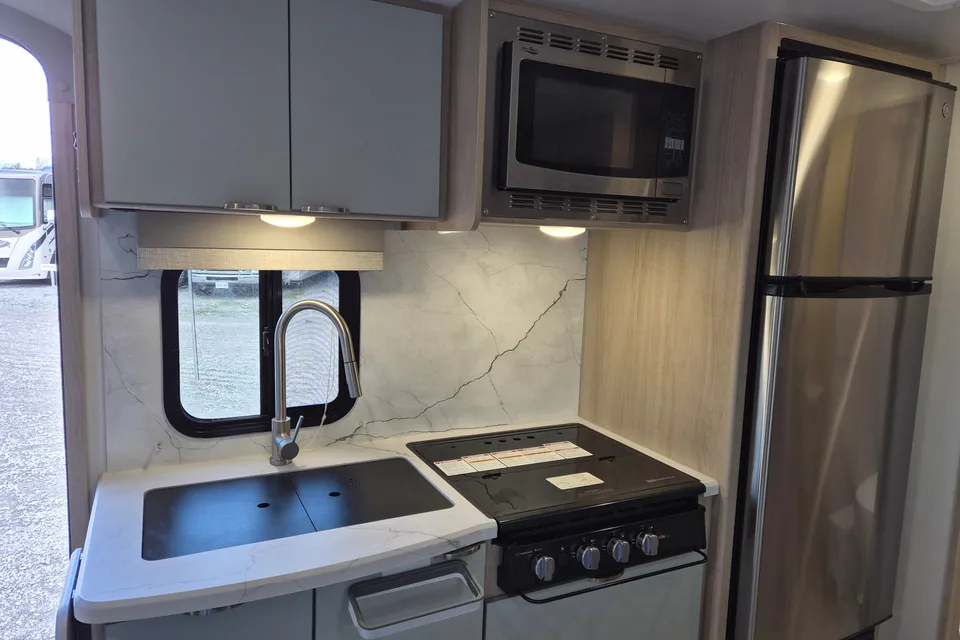 Mike's Winnebago 2108TB Travel Trailer