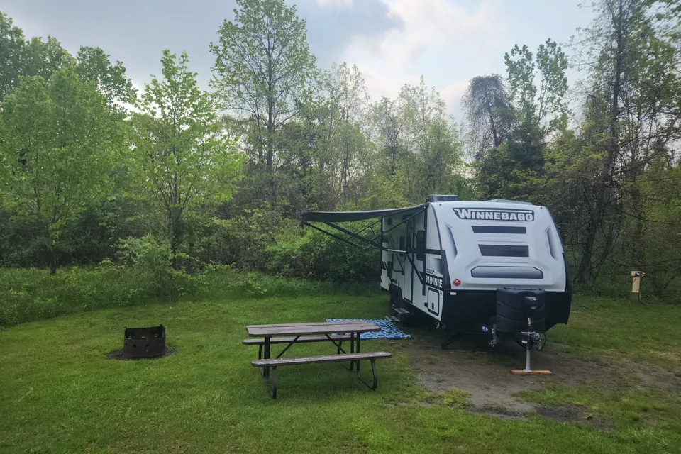 Mike's Winnebago 2108TB Travel Trailer