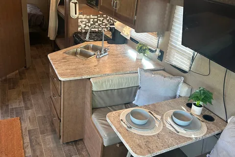 31 foot class A great for group travel or family’s with kids