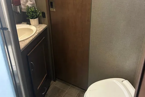 31 foot class A great for group travel or family’s with kids