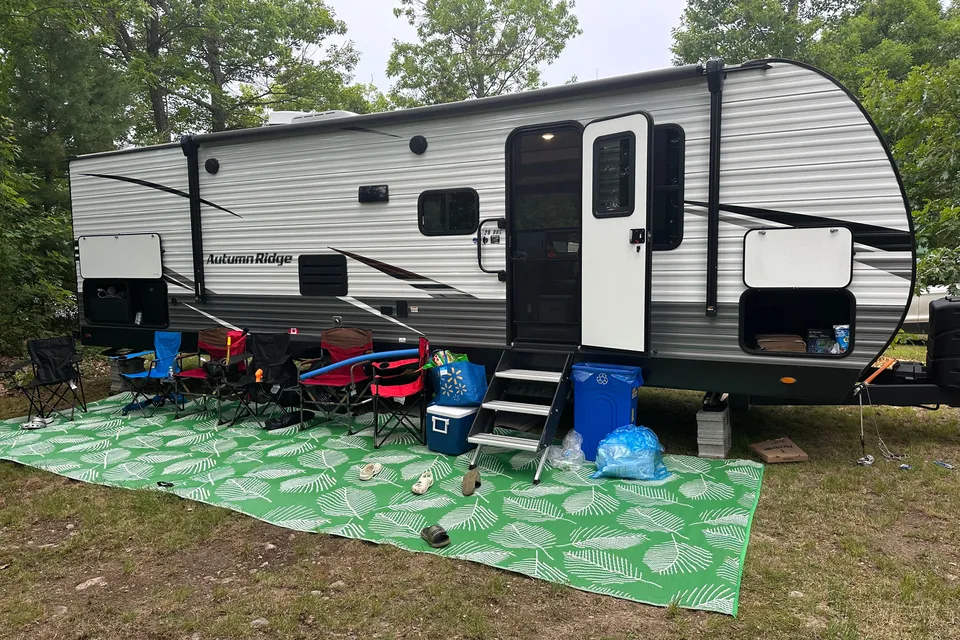 Caitlin's Starcraft Autumn Ridge Travel Trailer