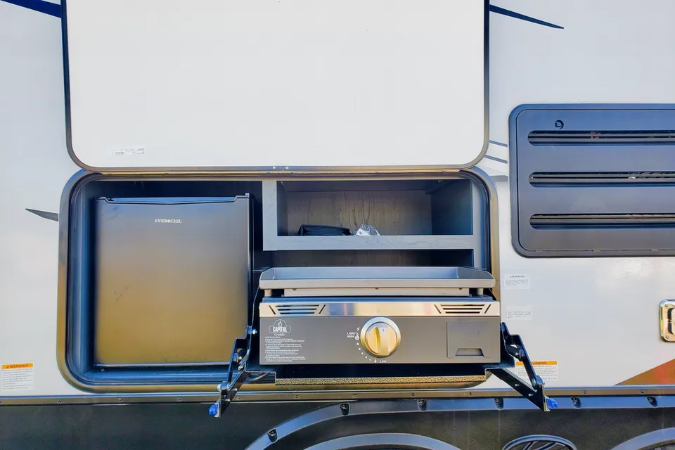 Rv Rentals Way Of Life's Peaceful Getaway! Keystone Bullet Travel Trailer B1