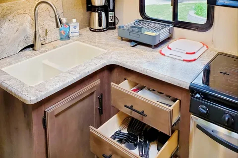 KZ Connected