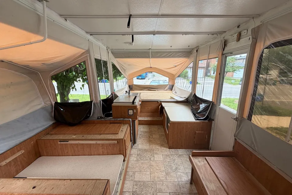 Ethan's Flagstaff M-625D Tent Trailer