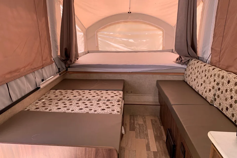 Zach's 2019 Coachmen Clipper Tent Trailer