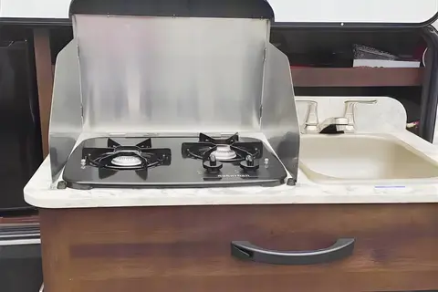 The Glamper Camper