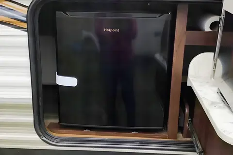The Glamper Camper