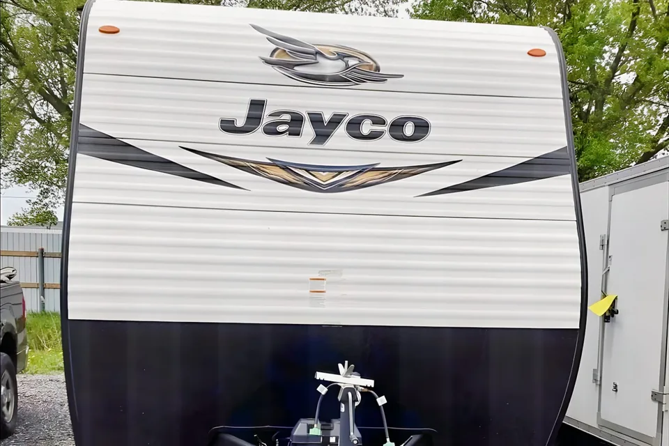 The Glamper Camper
