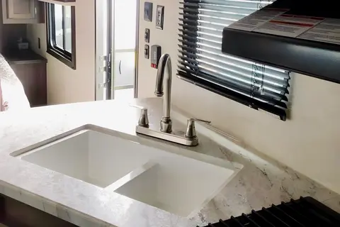 The Glamper Camper