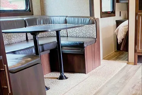 The Glamper Camper