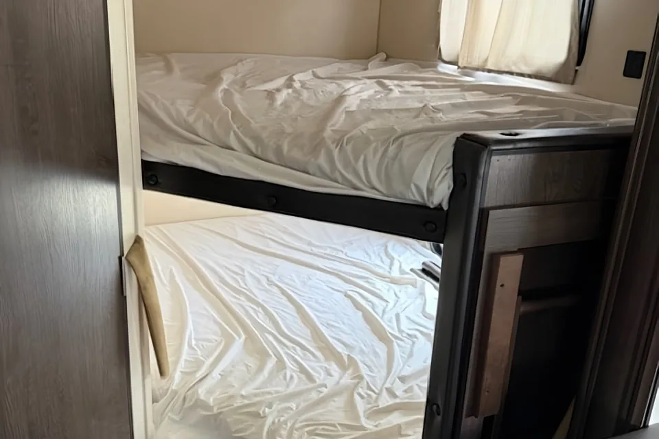 Alan's Forest River Salem cruise lite 263 bhix Travel Trailer