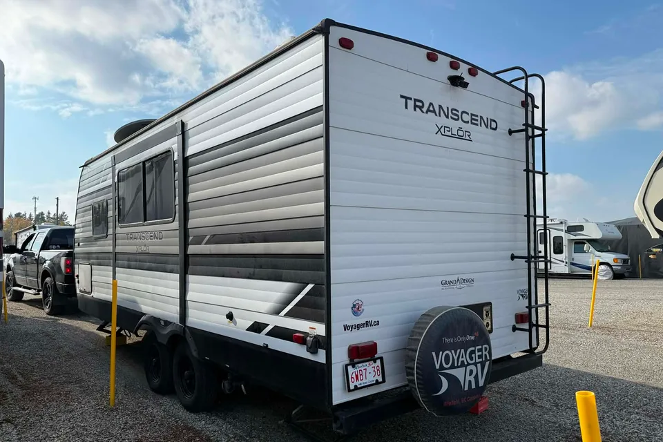FlamingoDuo’s Grand Design Transcend XPlor 200MK Travel Trailer