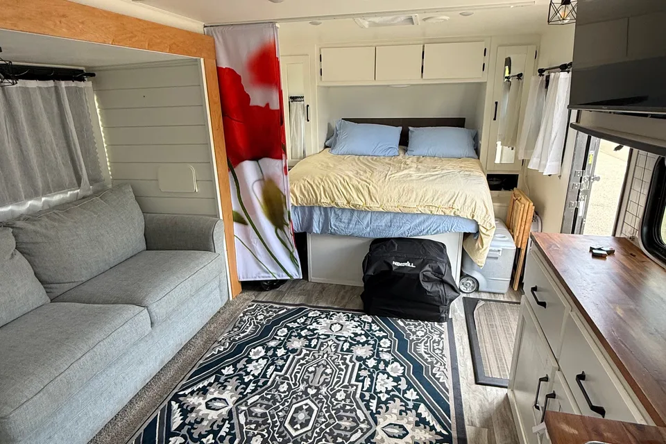FlamingoDuo’s Grand Design Transcend XPlor 200MK Travel Trailer