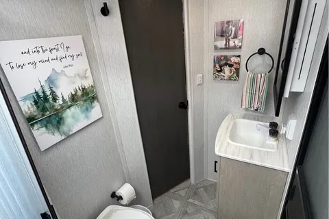 Family Bunkhouse Forest River Wildwood X-Lite 240BHXL