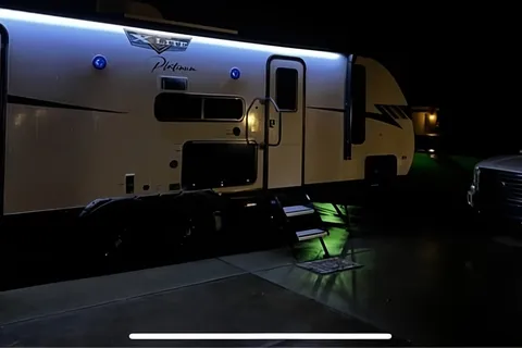 Family Bunkhouse Forest River Wildwood X-Lite 240BHXL