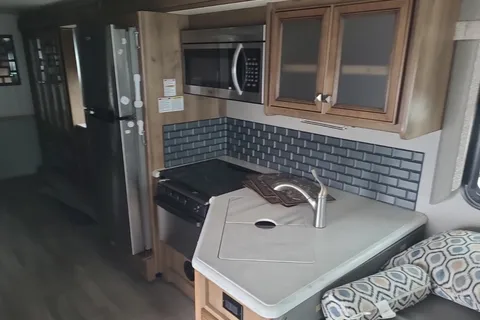 Modern Fleetwood Flair Class A