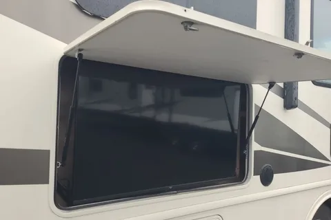 Modern Fleetwood Flair Class A