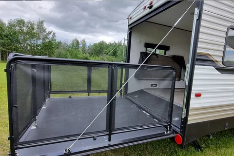 Gerry's Dutchmen Aspen Trail 3251TH Toy Hauler