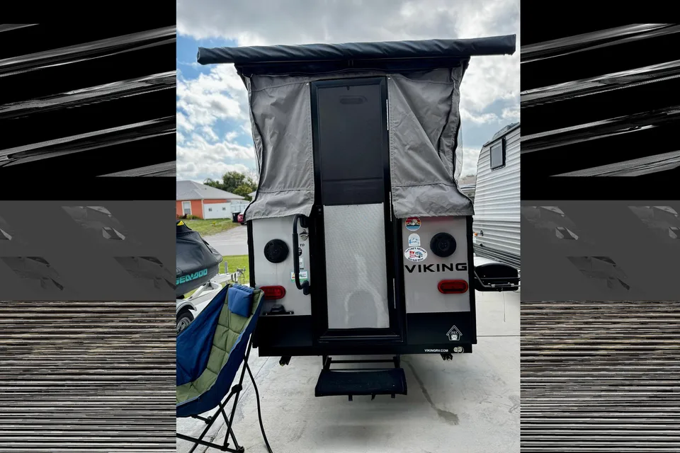 Diego's Coachmen viking 9.0 Travel Trailer