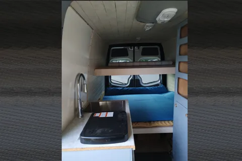 Chao's Mercedes-Benz sprinter 2500 Class B