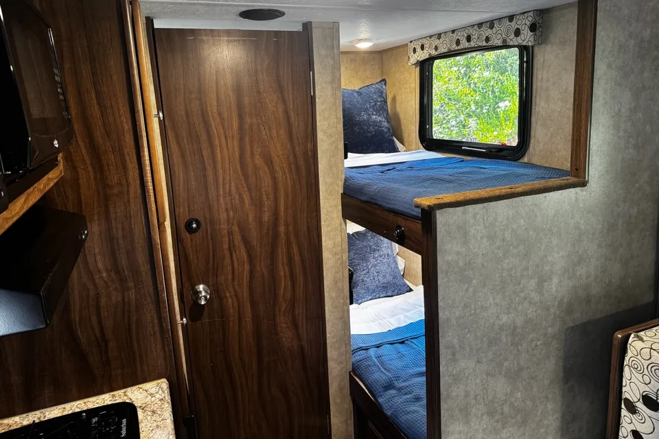The Family Camper (Free Napa or Sonoma Pick up)