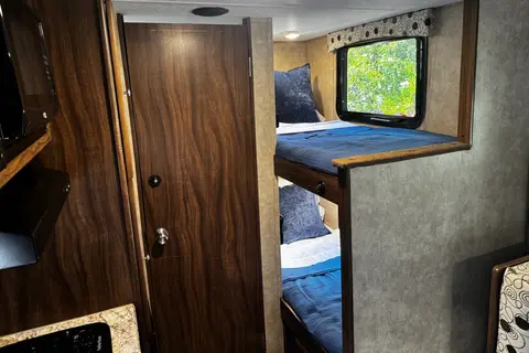 The Family Camper (Free Napa or Sonoma Pick up)