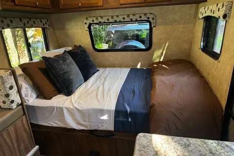 The Family Camper (Free Napa or Sonoma Pick up)