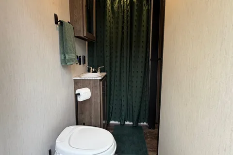 Inn at the Woods: Forest River Sabre 38 DBQ Fifth Wheel