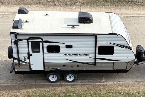 Larry's StarCraft Autumn Ridge Autumn Ridge Travel Trailer