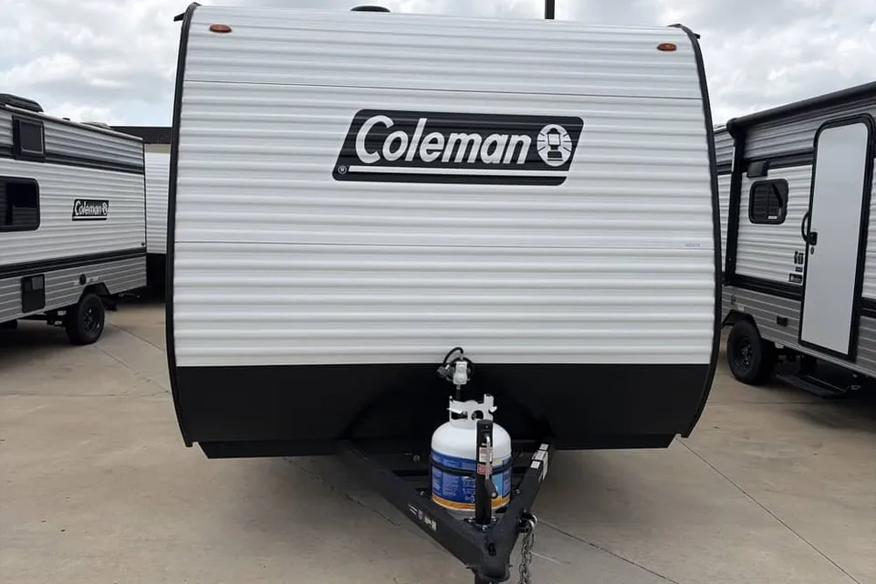 TKG Coleman 17-B CW Travel Trailer