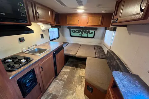 Jayco Jay Flight – Sleeps 4, SUV Towable!