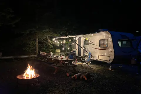Jayco Jay Flight – Sleeps 4, SUV Towable!