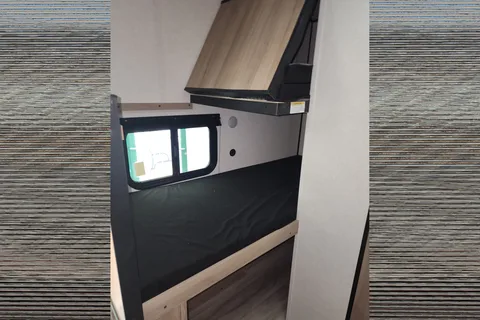 Light Weight Coleman 13B Travel Trailer