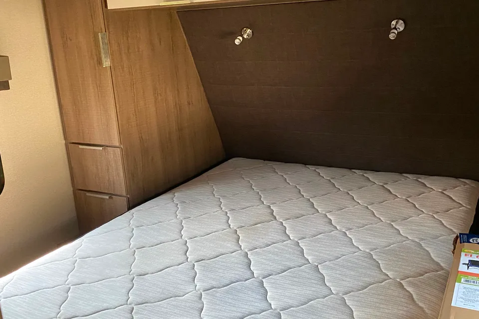 Travel Trailer - Couple's Getaway