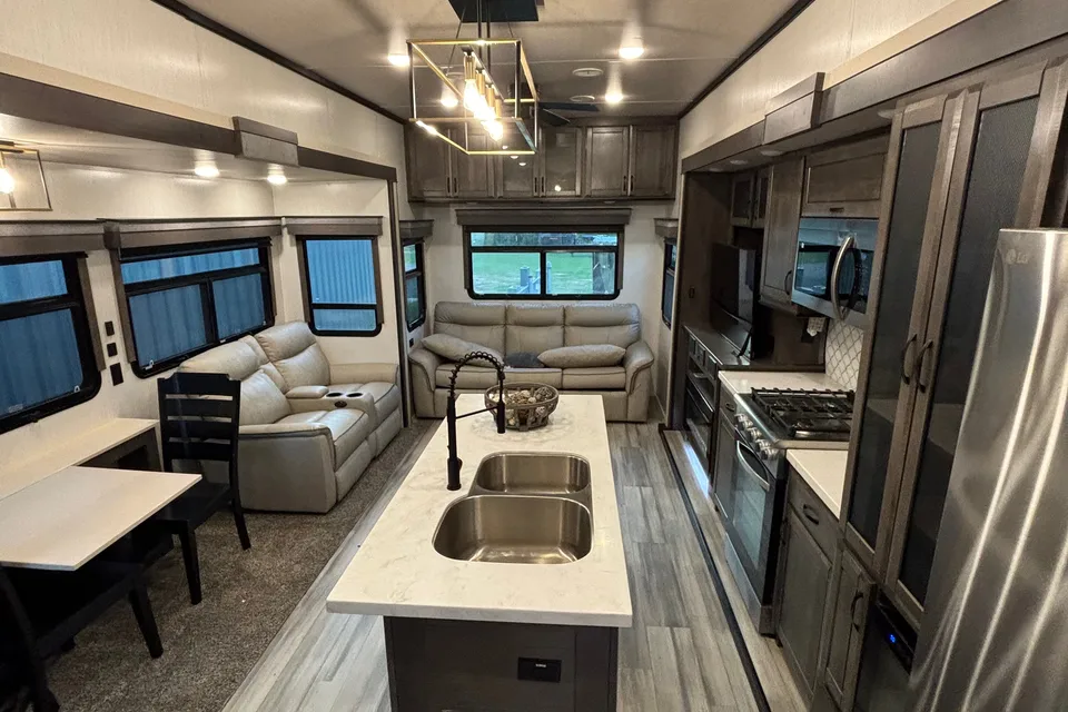 Greg's Forest River 38EBS Fifth Wheel