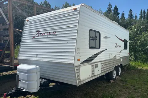 Gerard's Crossroads Zinger 19 Travel Trailer