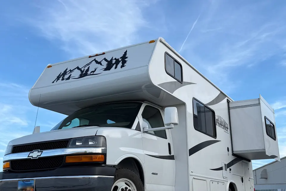 2012 Forest River Forester | Fully Equipped Family RV | Reno