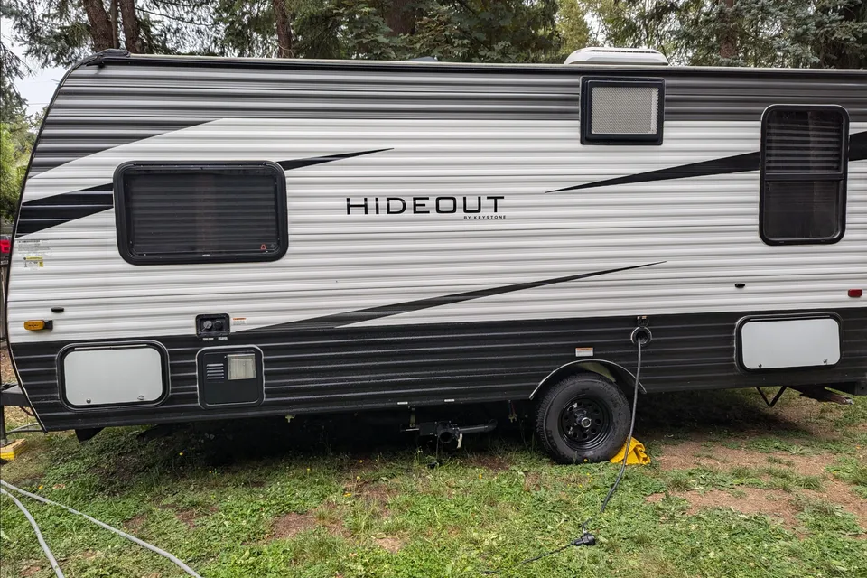 Michael Christy Keystone Hideout Travel Trailer