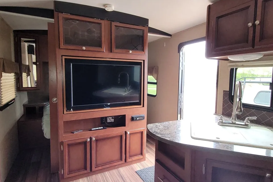 Family-Friendly 30ft spacious trailer