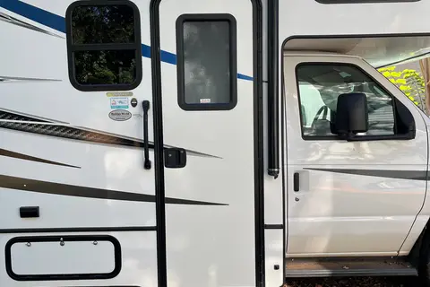 Eric's Forest River Sunseeker LE Class C