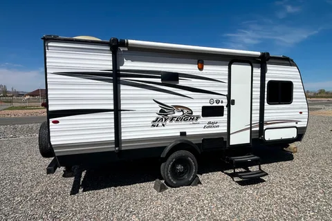 Jayco Jay flight 174BH travel trailer