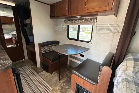 Jayco Jay flight 174BH travel trailer
