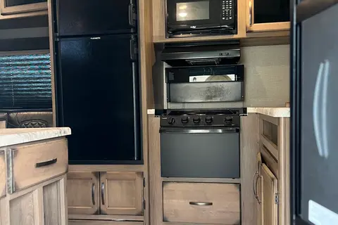 Rogelio's Grand Design Transcent Travel Trailer