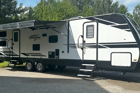 Grand Design Imagine 3000 QB 35 Travel Trailer